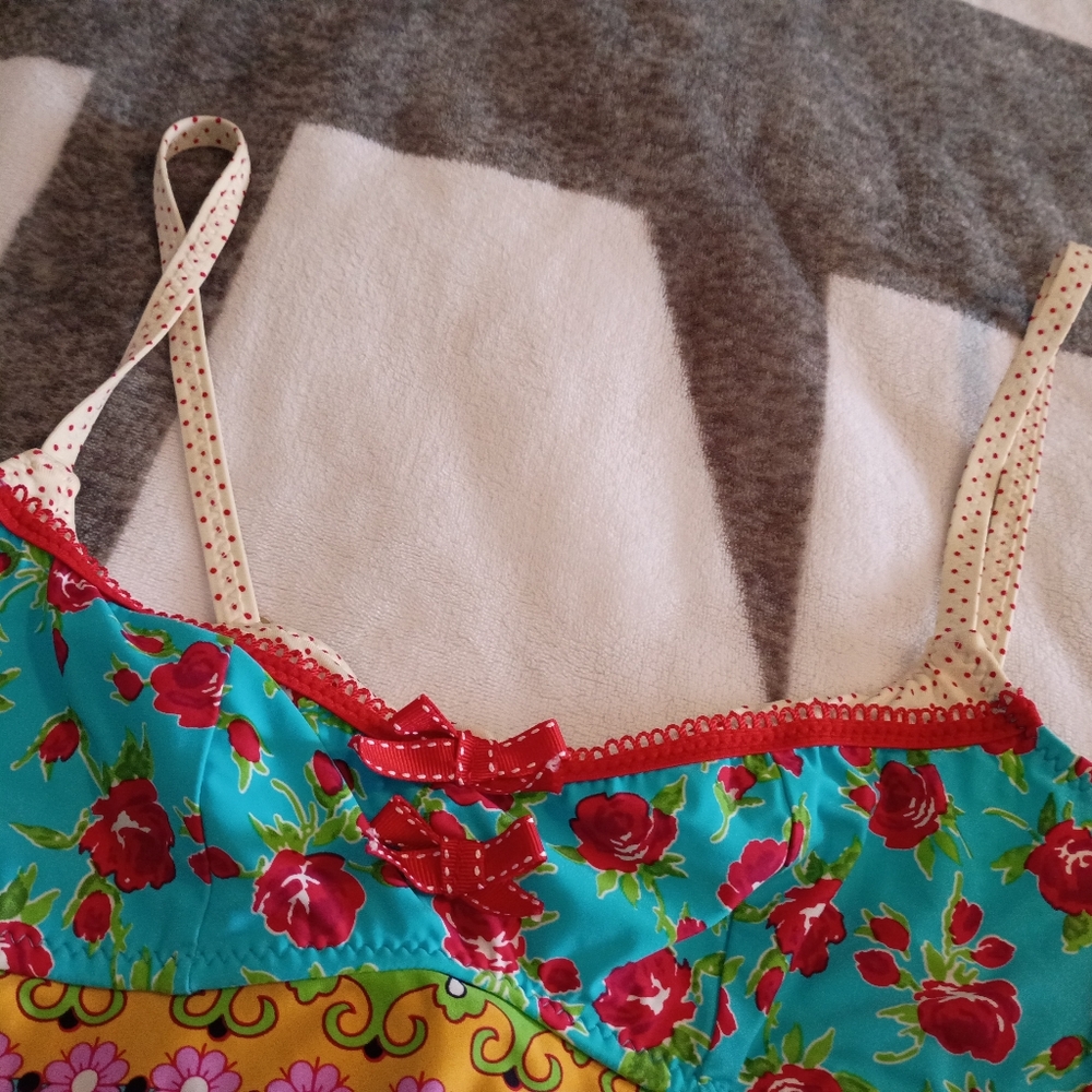 Betsey Johnson Swimsuit Retro Barbie Girl Pin Up Retro 90s Ruffle Doll Baby Y2k - Picture 3 of 7